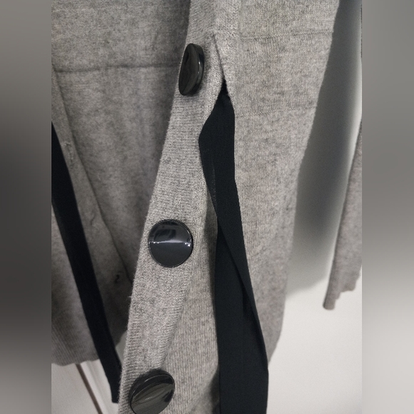 Cartigan - Picture 3 of 4